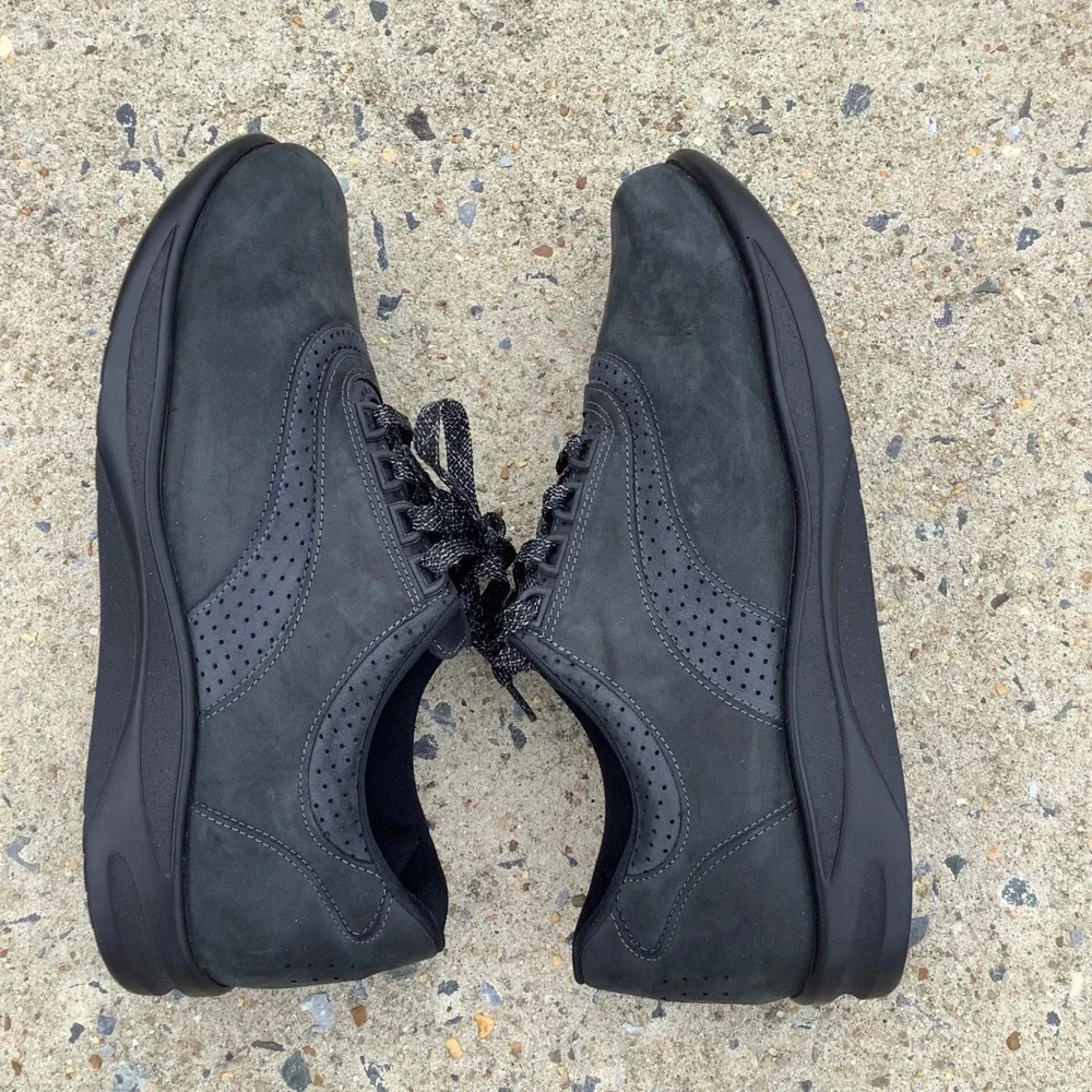 SAS Liberty Women 10 W Black Nubuck Walking Shoes Comfort Sneakers L4901384 USA